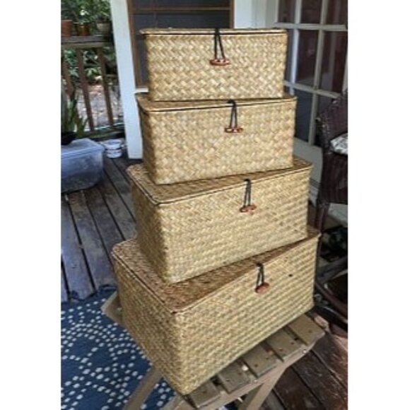 New 4 Pack, Wicker Baskets with Lids, Nautral Seagrass Storage Baskets, Woven - Picture 1 of 2